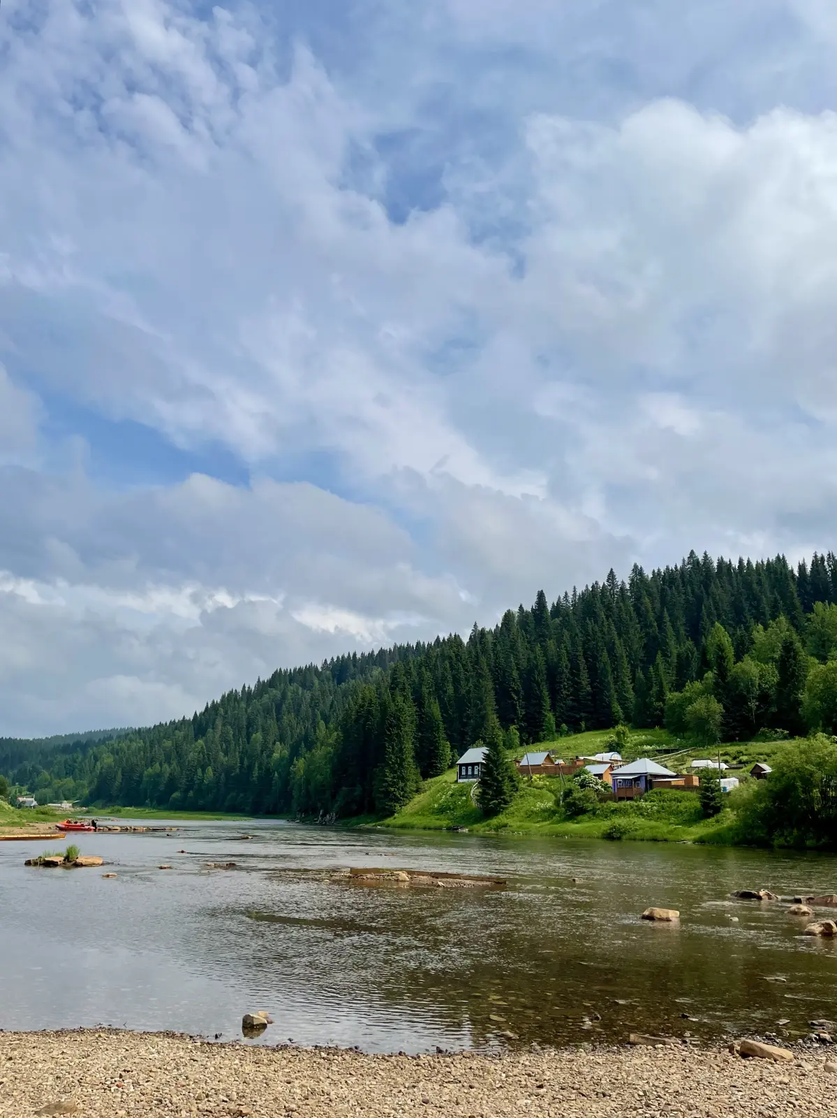 На сапбордах — к Усьвинским столбам и Омутному камню (в 3 ч от Перми)