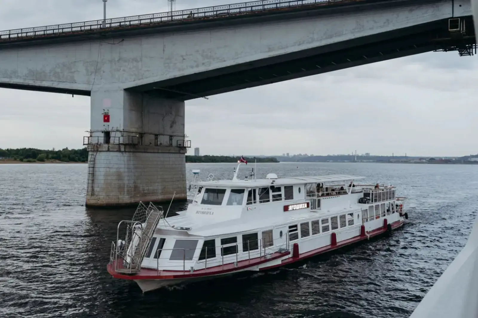 Фортепианный рейс-концерт на теплоходе в Перми «Нежная музыка»
